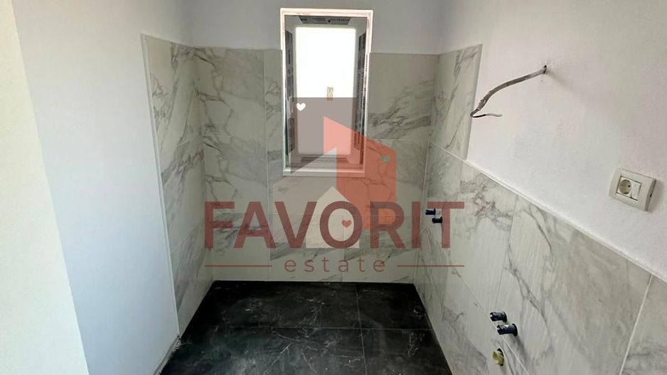 Duplex despartit prin camera tehnica | 4 camere | Toate utilitatile | - Poză 14