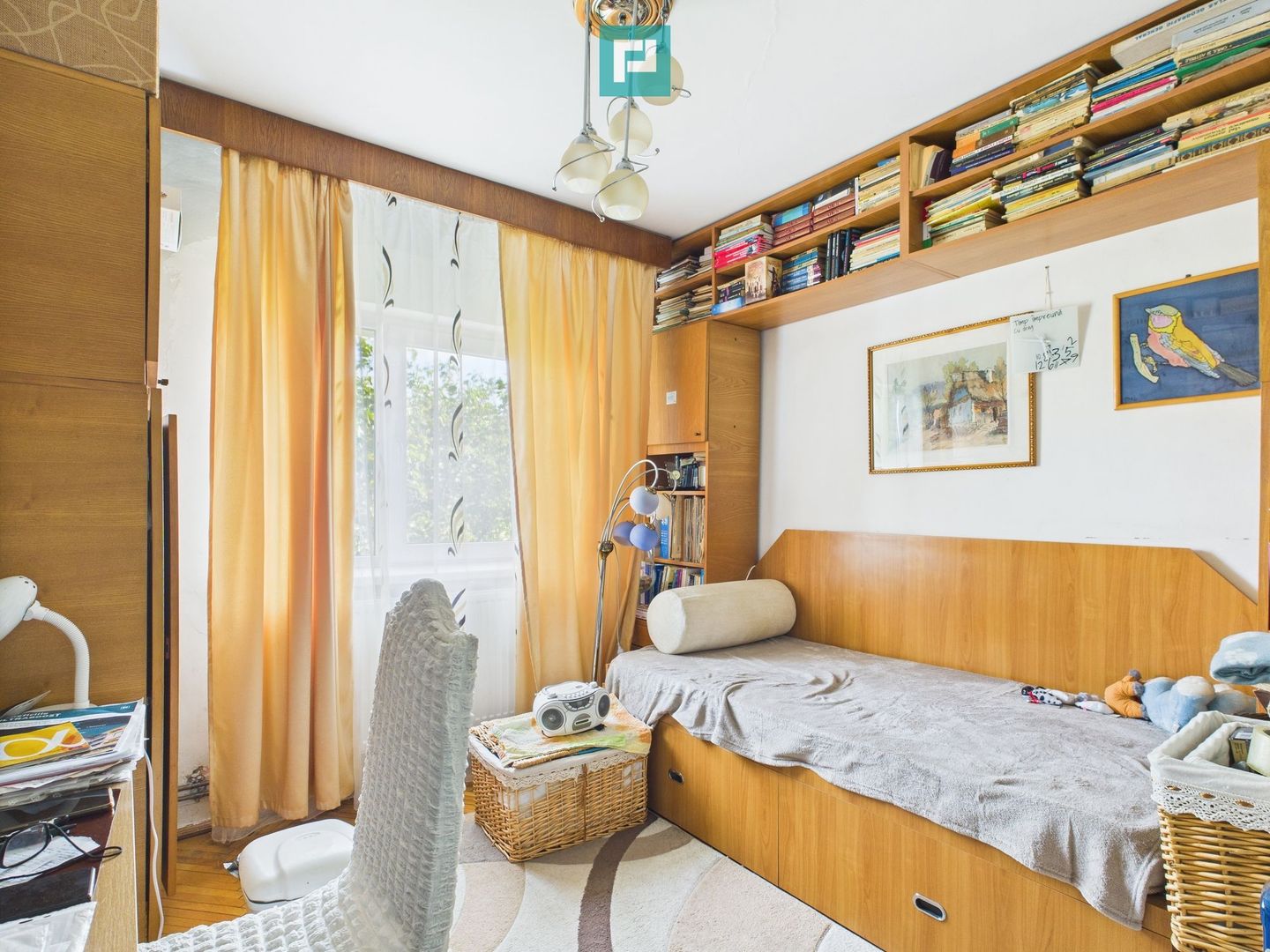 Apartament cu 3 camere, decomandat în Dâmbovița - Poză 5