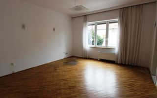 Vila spatioasa pentru birouri in zona centrala - Poză 6