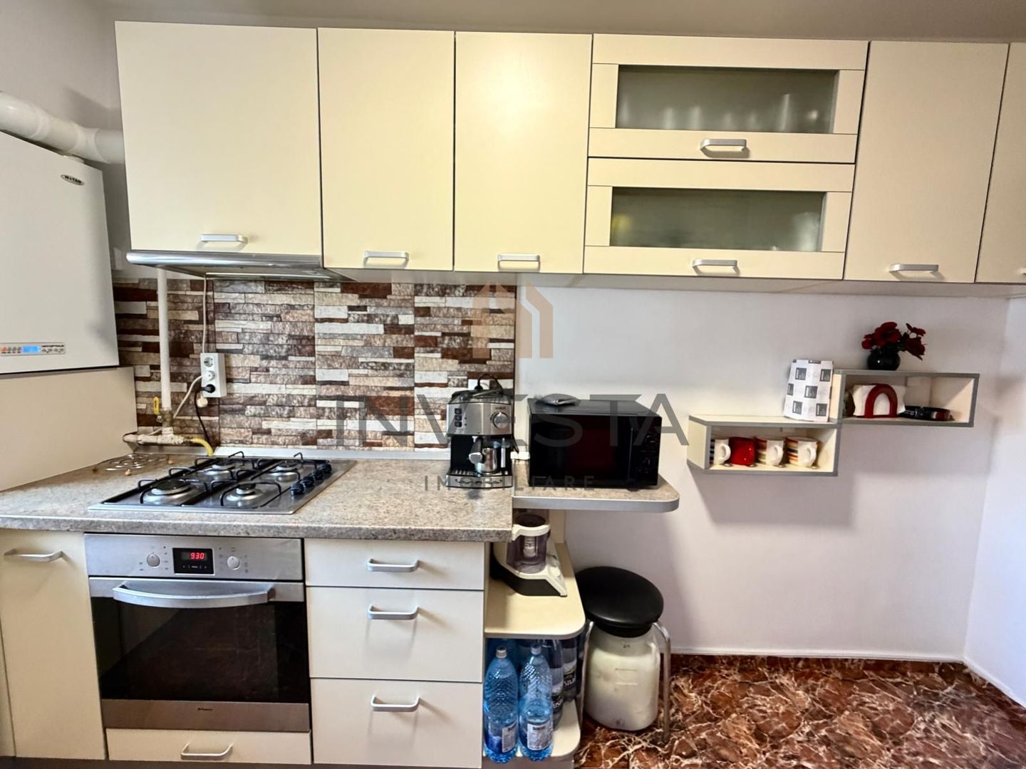 Apartament cu 3 camere pe strada Bucuresti ! - Poză 8