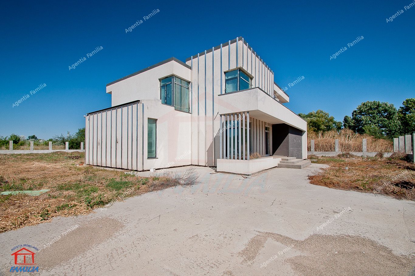 Casă de Vis în Devenire: Vilă Modernă cu Potențial imens - Poză 2