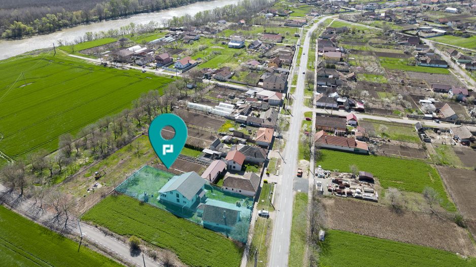 Casă cu etaj la cheie în Semlac - Poză 3