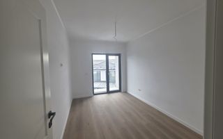 Apartament 4 camere dispus pe 2 niveluri - Poză 5