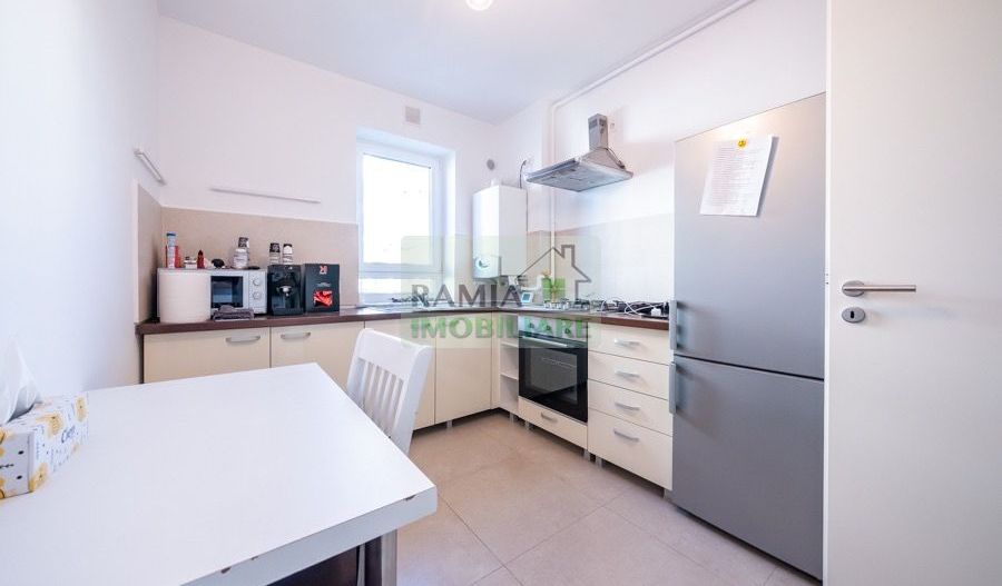 Apartament 2 camere decomandat, Coresi – Kasper, parcare și boxa - Poză 3