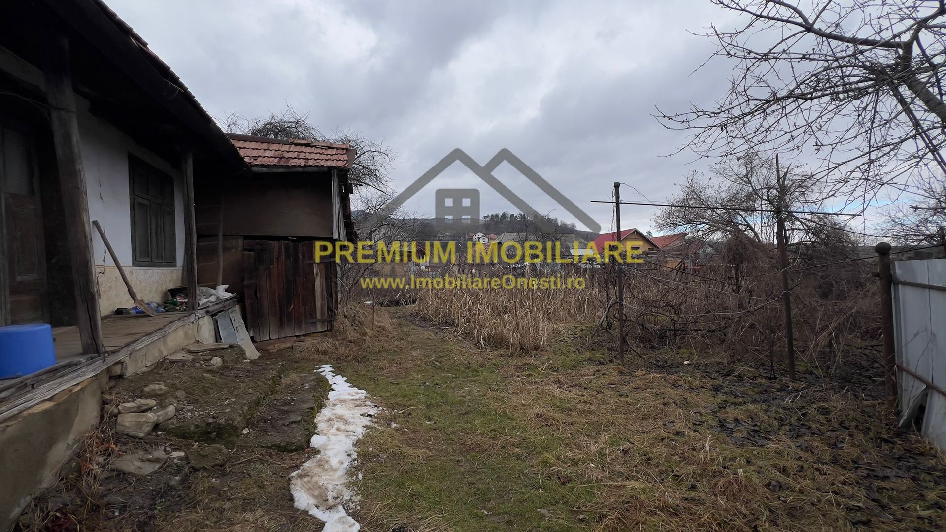 Teren intravilan de vânzare – zonă centrală, Oituz - Poză 5