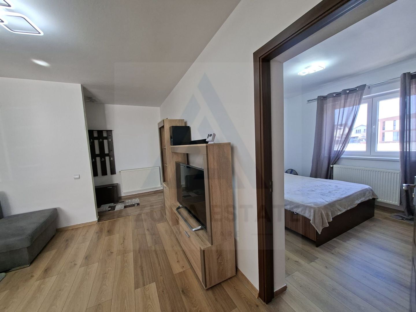 Apartament modern 3 camere baie cu geam hol 2 balcoane in Arhitectilor - Poză 2