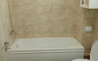 2 CAM DECOMANDAT BUCIUM LIDL LOC PARCARE PRIMA INCHIRIERE - Poză 6