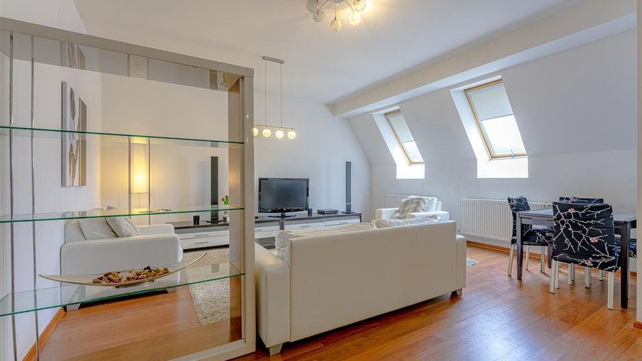 Duplex 3 Camere – 132 mp, Brașovul Vechi, Strada Avram Iancu - Poză 2