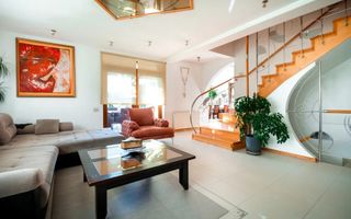 Casa individuala de vanzare im cartierul Mnastur! - Poză 1