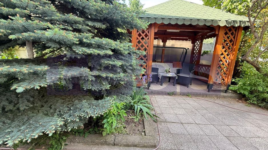 VILA DE VÂNZARE | 6 CAMERE CURTE PROPRIE 200 MP | ZONA CENTRALĂ - Poză 1