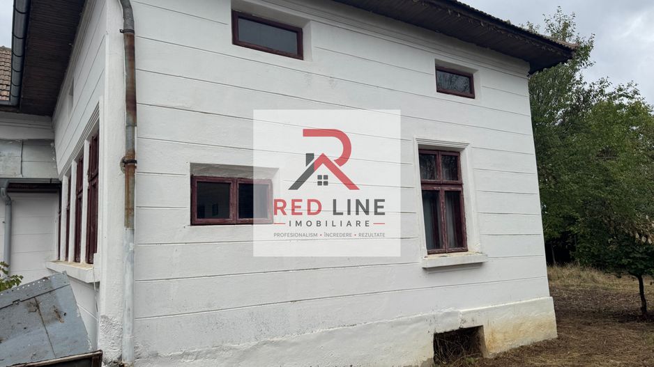 Casă cu anexe de vânzare în Sat Roșiori, Comuna Vânători, jud. Mehedinți - Poză 10
