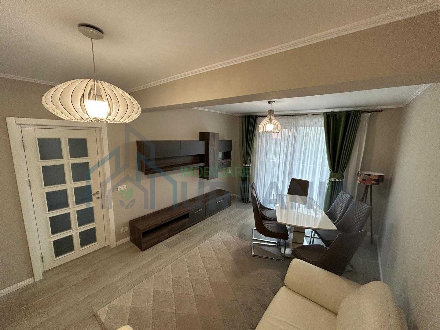 Apartament 3 Camere, ESQ Village, Valea Lupului, Iași - Poză 1