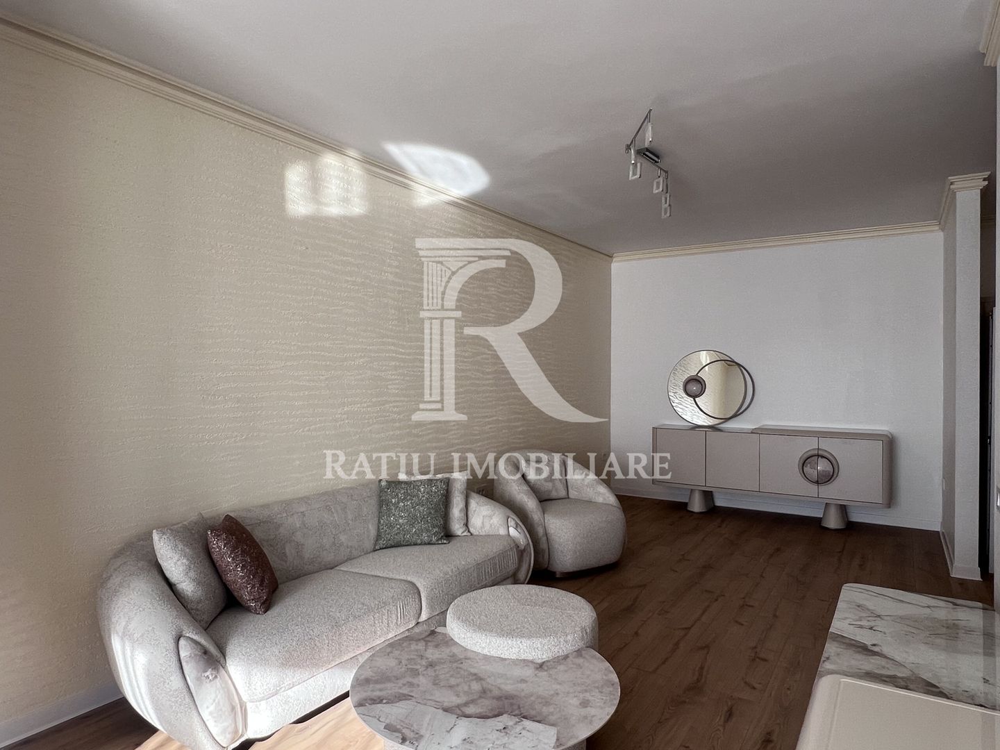 Apartament cu 3 camere |Parcare acoperita| Spitalul Judetean | Oradea - Poză 5