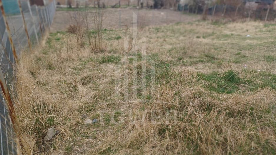 Teren Intravilan 652mp | Zona Gușterița - Poză 1