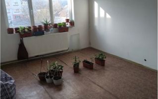 APARTAMENT 3 CAMERE ETAJ 2 GRUI  CAMPULUNG - Poză 3