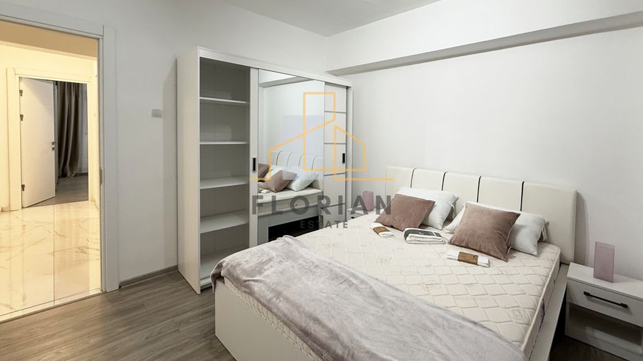 Închiriere Apartament 4 Camere Decomandate, Zona Iulius Mall - Poză 6