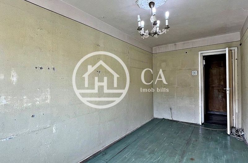 Apartament cu 3 camere de vânzare în zona Velența, Oradea - Poză 4