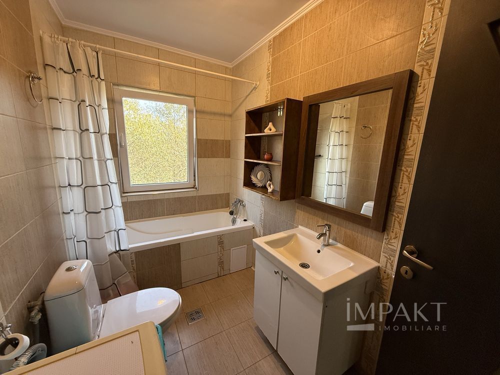 Apartament decomandat de vanzare- zona VIVO - Poză 4