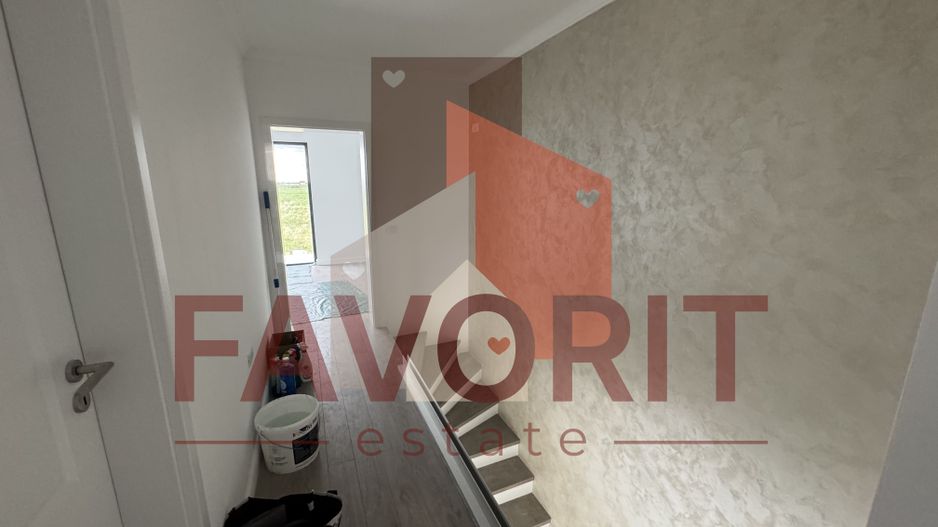 Comision 0%. Panouri si pompa de caldura. Despartit prin camera tehnica - Poză 12