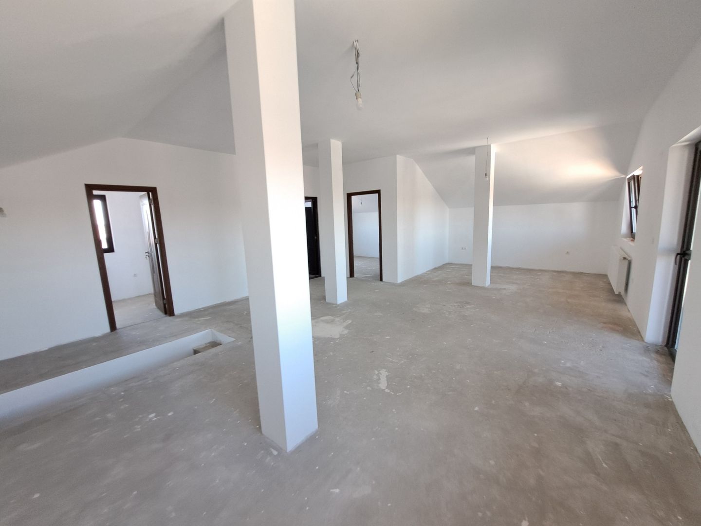 Casa P+1+mansarda 320 mp + teren 368 mp - Pantelimon - Poză 7