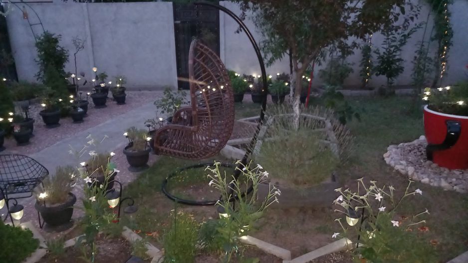 Parter cu structură pentru etaj, curte amenajată și organizare impeca - Poză 25