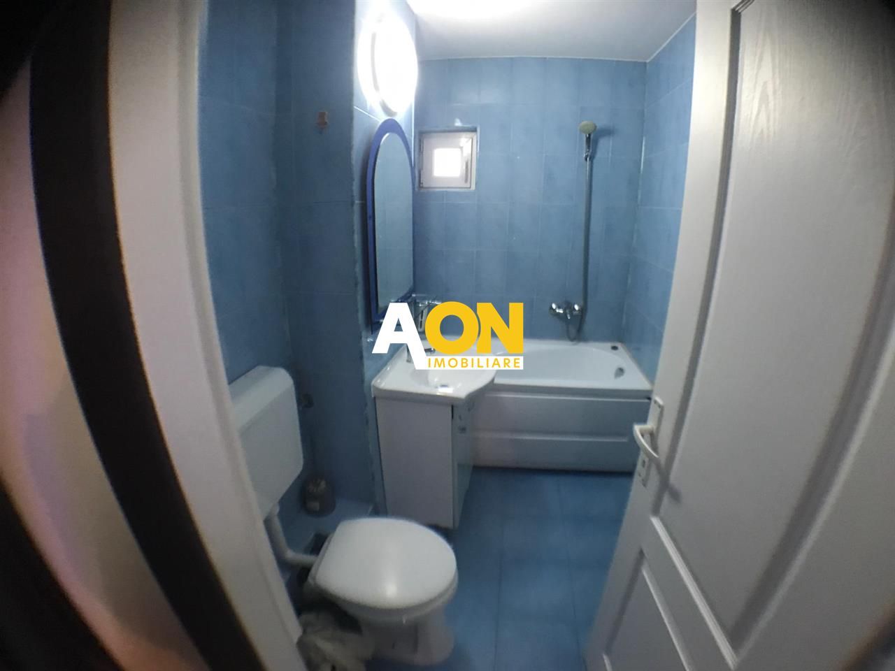 Apartament cu 3 camere de inchiriat, decomandat, Cetate - Poză 6