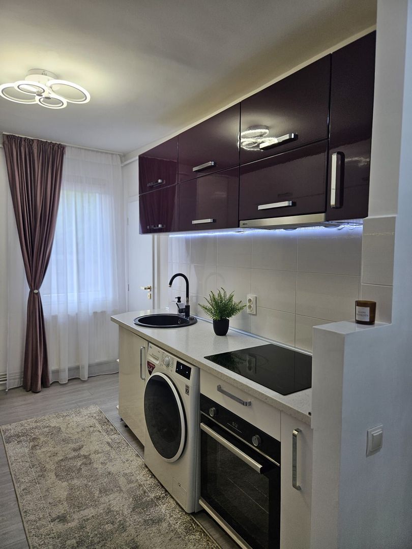 Apartament 3 camere,2 bai,70 mp,bloc izolat ,cartier,Tudor - Poză 14