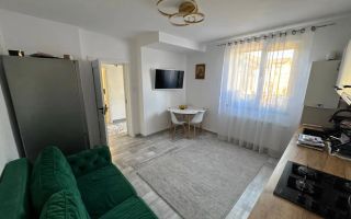 Apartament cu 2 camere/  48mp + curte de 73mp/ zona Cantemir - Poză 1