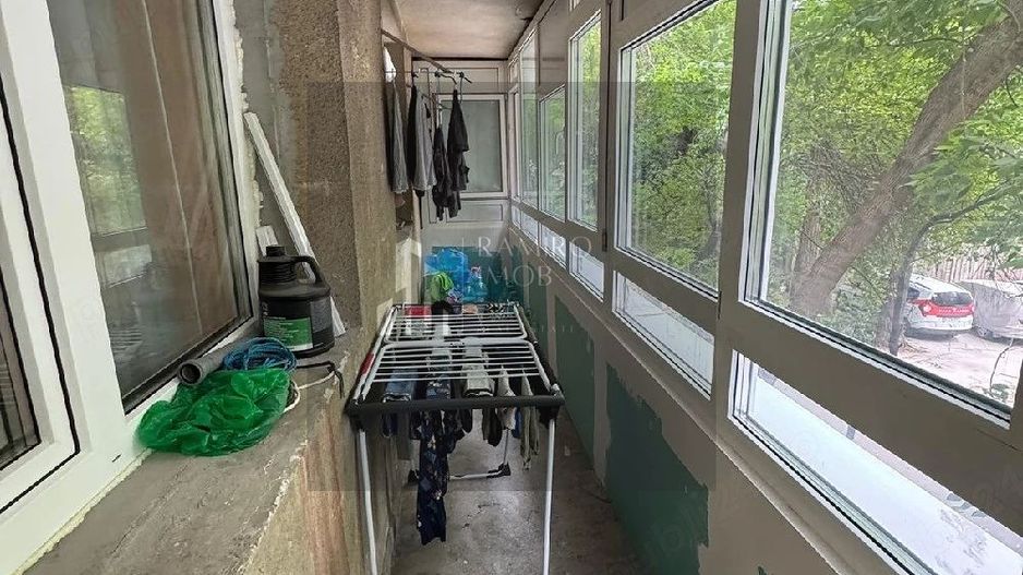 OCAZIE APARTAMENT 2 CAMERE METROU SUDULUI - Poză 3