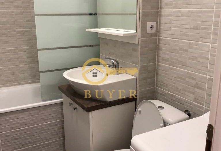 Garsoniera pe Pictor Brana, Selimbar- Etaj 1, loc de parcare privat - Poză 4