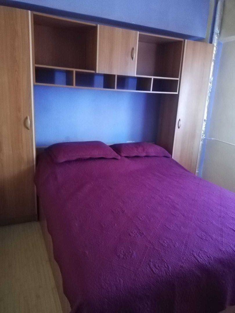 Apartament 3 camere decomandat Calea Bucuresti Mall - Poză 3