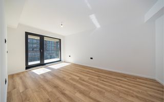 Apartament 2 camere, faza nouă, loc de parcare - Kasper Coresi - Poză 4