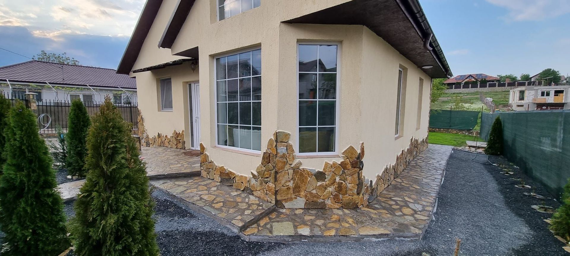 Vila noua, P+M, teren 350 mp - zona Bariera Traian - COMISION 0% - Poză 13