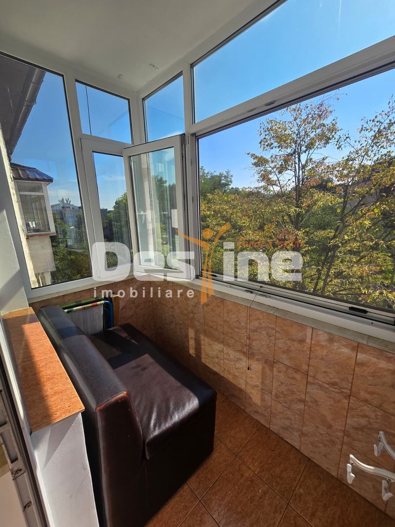 Apartament TÂRGU CUCU | 3 camere, semidecomandat, 68 mp total, mobilat - Poză 10