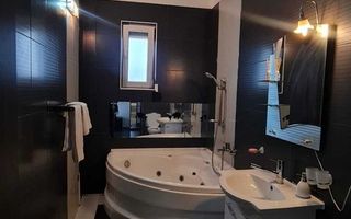 Penthouse 2 camere cu terasă panoramică – Europa - Poză 9