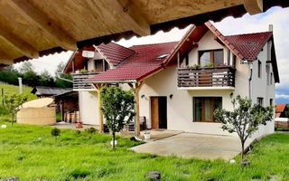 Pensiune 7 camere|240 MPU| 630MP Teren |Oportunitate Investiție | P+1 | Păltiniș - Poză 1