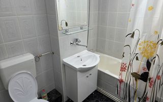Închiriez apartament cu 3camere - Poză 8