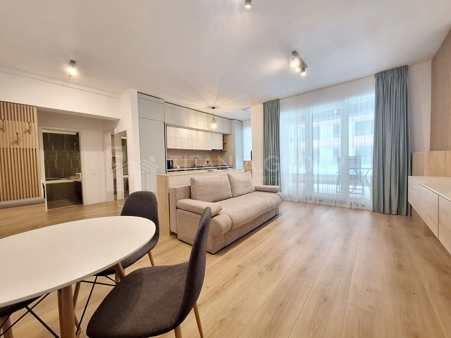 Apartament 2 camere, QUALIS Coresi, short/long term - Poză 1