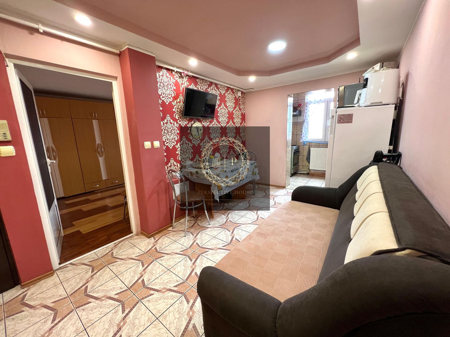 Apartament cu 2 Camere decomandat, mobilat-utilat, zona Carolina Mall - Poză 3