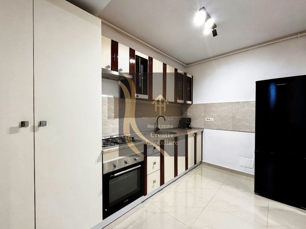 Închiriere Apartament 2 Camere – Zona Moinești (Gorjului) Parcare - Poză 5