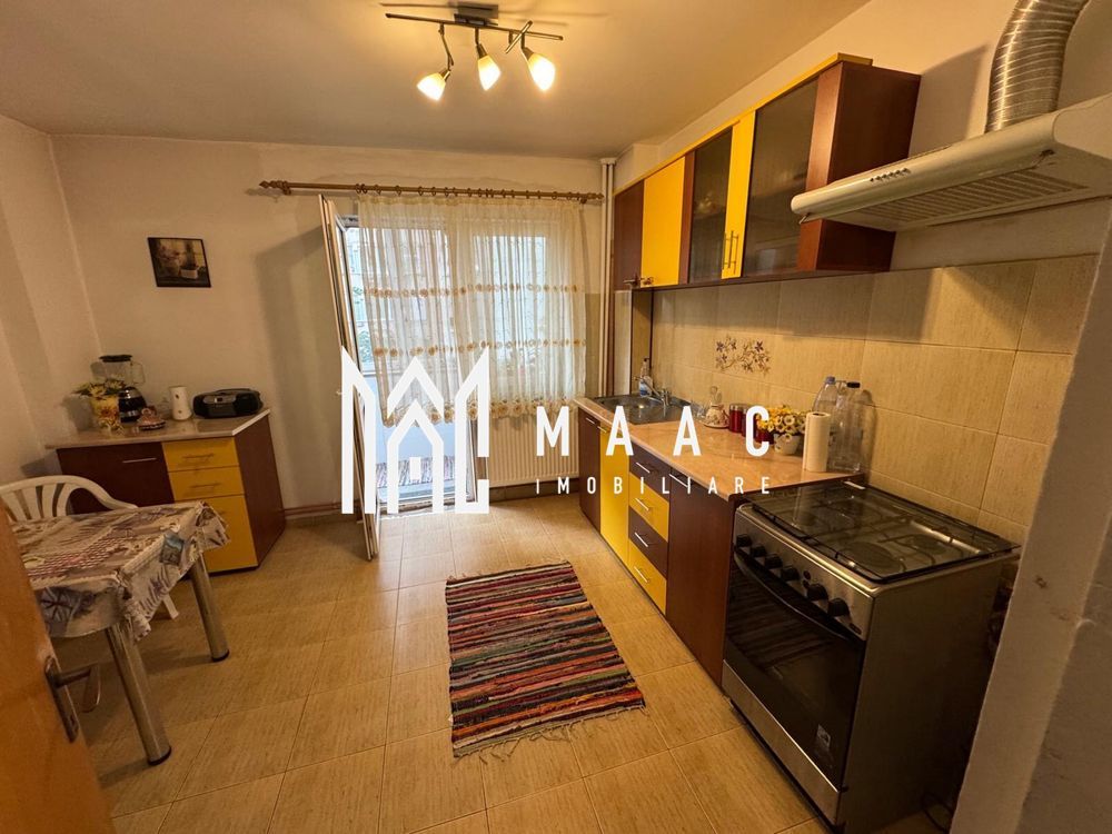 Inchiriez apartament 3 camere ultracentral - Poză 1