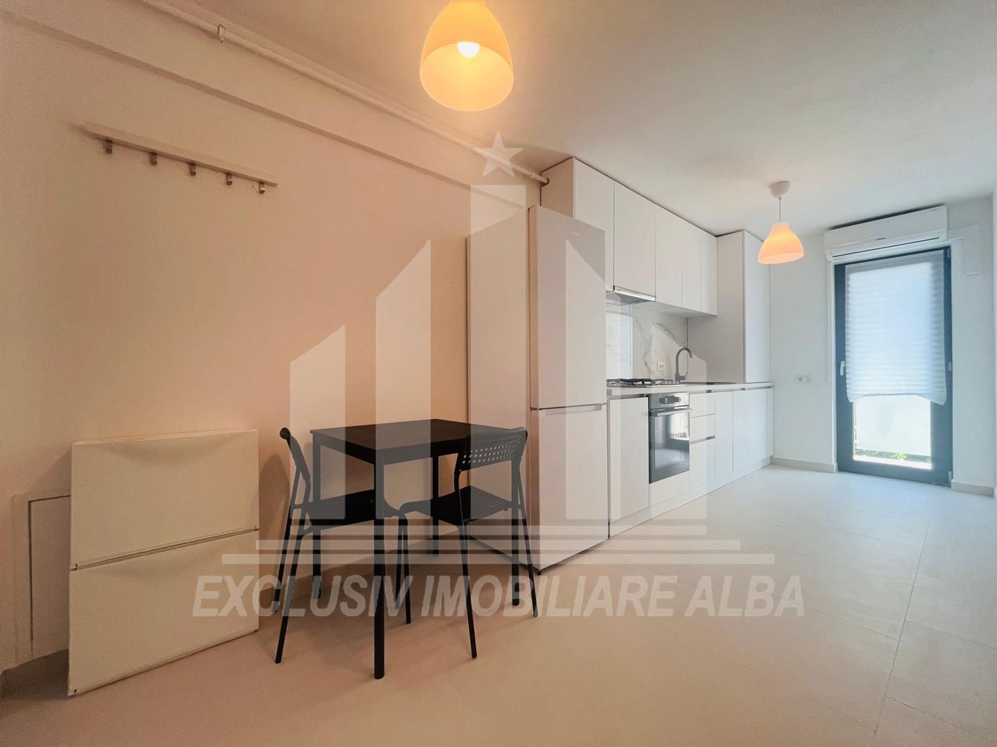 Apartament cu 2 camere, etaj 1, Bloc Nou - Poză 1