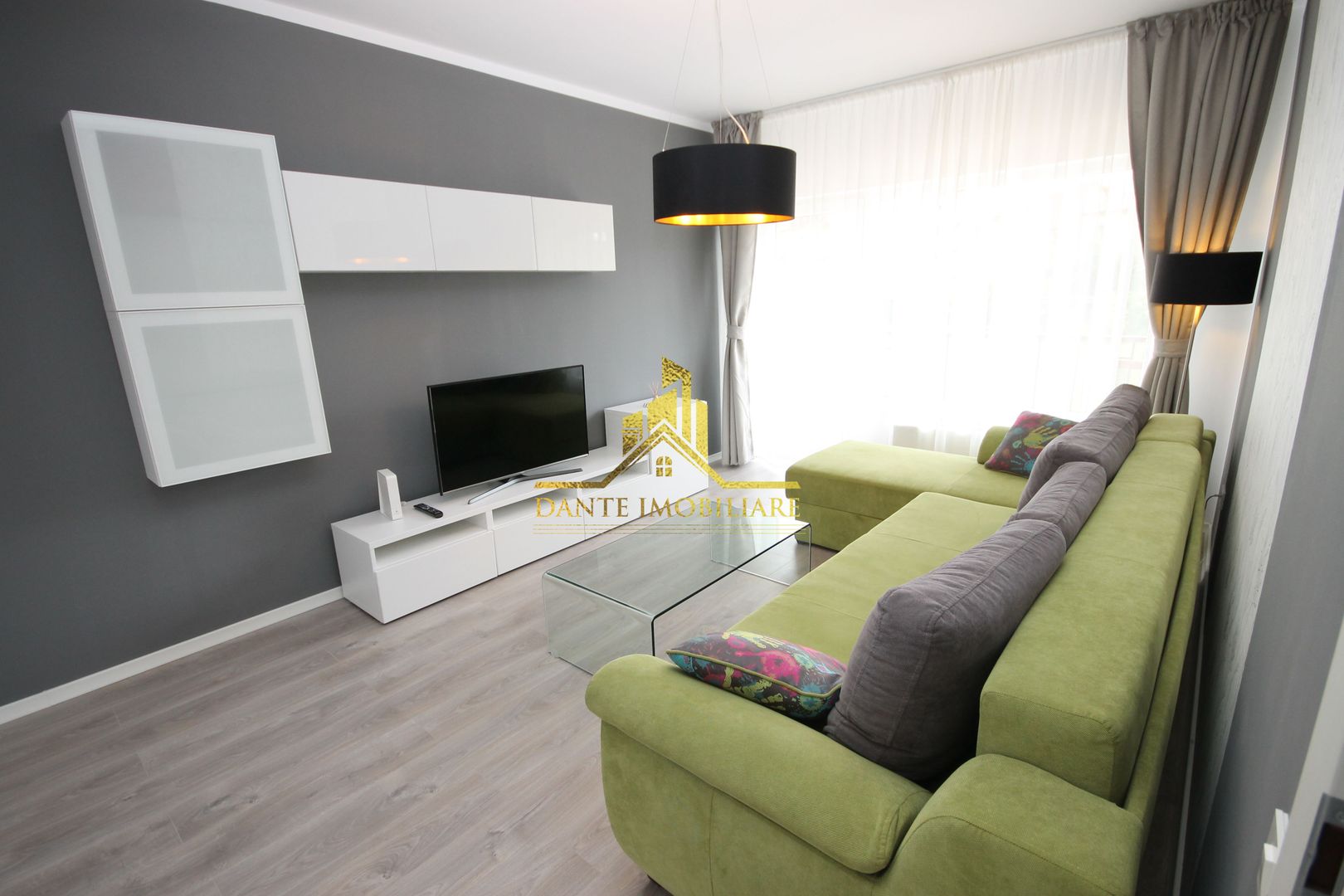 2 camere, decomandat, modern, parcare, bloc nou, balcon, Buna Ziua - Poză 2