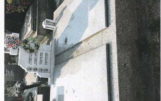 Vânzare două locuri de veci în Cimitirul Central Bacău - Poză 1