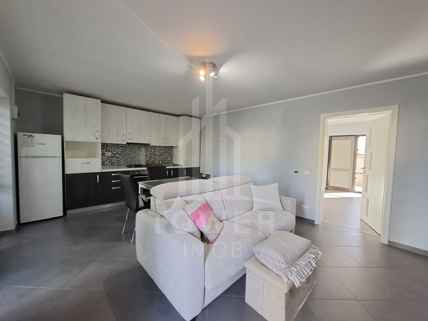 Apartament modern  2 camere , – Cartierul Tineretului, (la casa) - Poză 5