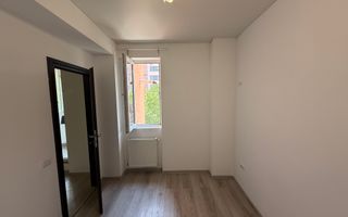 Garsonieră dublă 39mp- living + dormitor + balcon mare - Etaj 1 - Poză 6