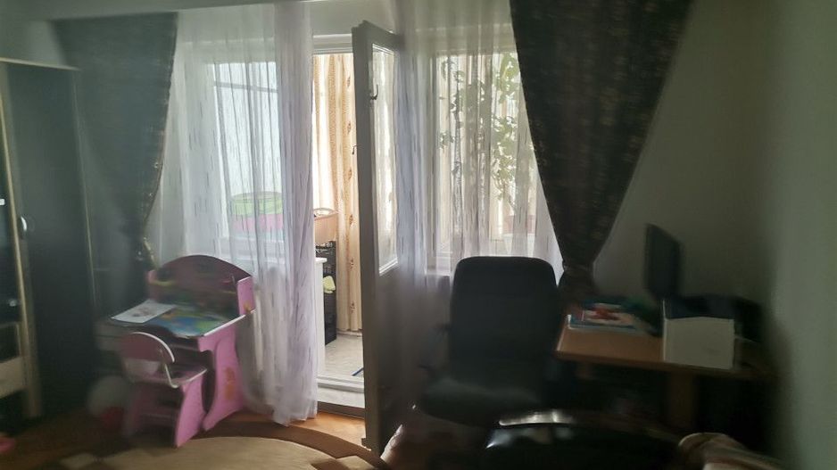 Vanzare apartament 2 camere, Banat - Poză 2
