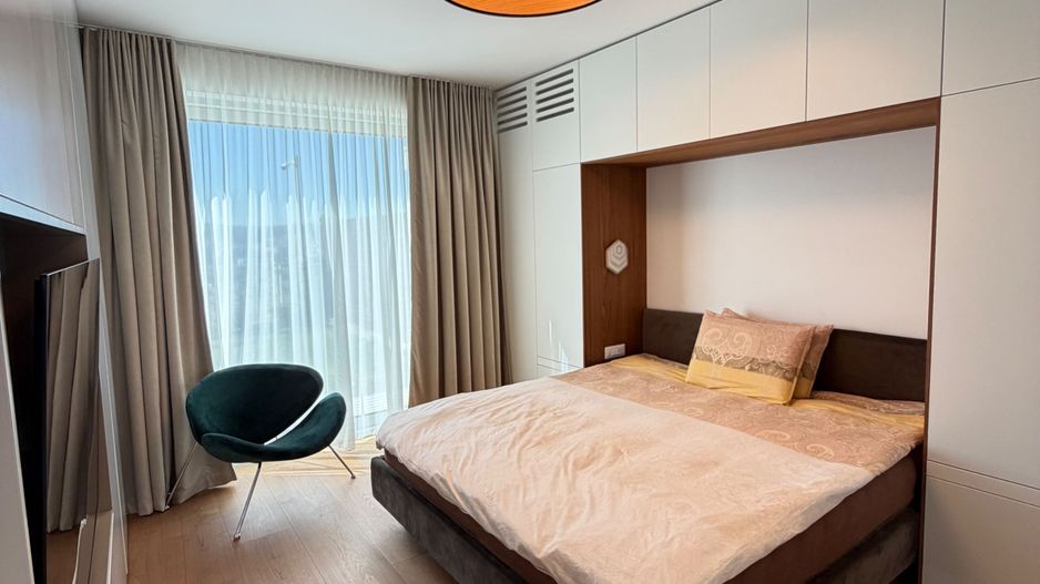 Apartament PREMIUM cu curte, terasă și lift cu acces direct în living - Poză 12