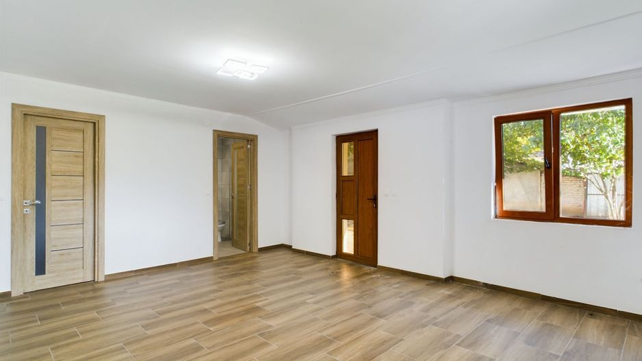 Casă cu 4 camere în Urseni, complet renovată! - Poză 18