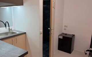 Garsonieră modern finisată – zonă verde, linistita - Poză 2